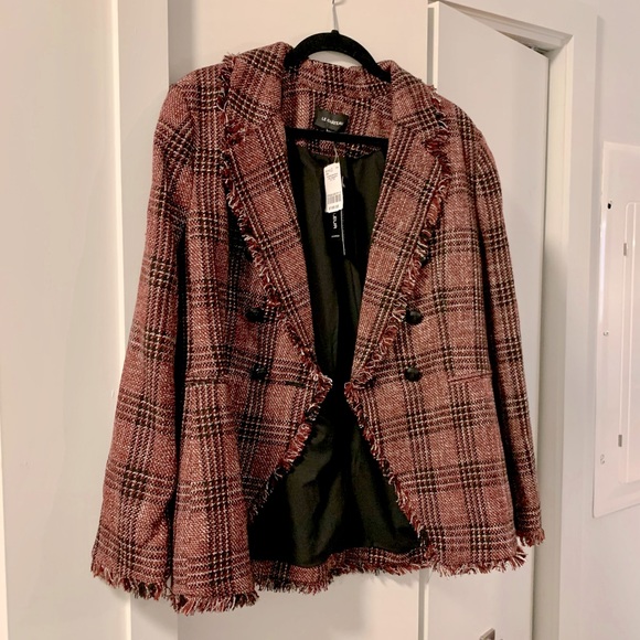 le chateau Jackets & Blazers - BNWT Burgundy tweed blazer